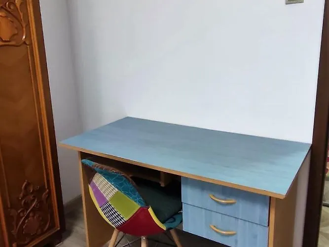 Lake And Park View Pensión