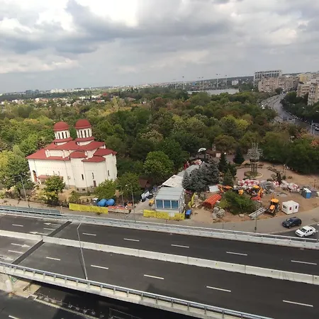Lake And Park View Bucureşti
